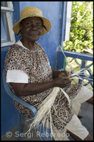 Artesana local - Arthur's Town - Cat Island. Bahames