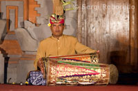 Dansa anomenada "Legong Dance" al Palau de Ubud. Ubud-Bali.