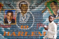 Grafits d'Obama i Martin Luther King pintats a la persiana d'un establiment del Harlem. En l'actualitat, Harlem està passant per un nou renaixement, transformant amb la rehabilitació i construcció d'habitatges, convertint-se en un barri segur i atractiu, amb nous veïns, negocis i centres educatius i culturals. Importants museus es troben en aquesta part de la ciutat, com el Museum of the City of New York, el Museu del Barri, Studio Museum in Harlem i Morris-Jumel Mansion Museum. Són també famoses les seves esglésies baptistes en les que se celebren cada diumenge misses Gospel. La cuina també destaca en aquesta part de la ciutat amb restaurants com Sylvia's, considerat el millor del país especialitzat en soul food. Les principals artèries d'aquest barri són el carrer 116, el carrer 125 anomenada Martin Luther King Boulevard i la 6a avinguda que aquí es diu Lenox Avenue. De moment, aneu gaire lluny del centre format per aquests carrers pot resultar insegur.