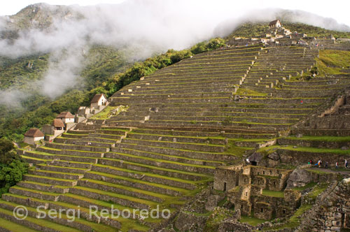 Se sap que Hiram Bingham, un descendent dels missioners, va ser l'home que va trobar a Machupicchu per al món contemporani i la ciència moderna. Va ser un historiador nord-americà nascut a Honolulu, Hawaii, que el 1907 va ensenyar als d'Amèrica del Sud-Història i Geografia en el curs de la Universitat de Yale. Més tard va ser elegit com a delegat del seu país a la Primera Panamericana de la Ciència del Congrés dut a terme a Xile el 1908. En aquesta època va començar les seves activitats com a explorador d'un cavall tenint viatge des de Caracas a Bogotà, arran de la Simón Bolívar de la forma. Després, va seguir el camí del comerç colonial de Buenos Aires a Lima, que arriben a aquesta zona andina, el 1909, és en aquest any quan des Abancay va començar amb la seva primera exploració cap Choquekirau, tractant de trobar l'última Inkan Capital. Al mateix temps que molts mites s'han creat sobre la possibilitat de trobar els "inques" tresors "que segons la tradició havia estat adoptada per manko Inka és seu retir a Willkapanpa (Willka = sagrat, panpa = plana; espanyol seva forma és" Vilcabamba " ), el que és tan comú en aquella època per trobar cercadors de tresors disposat a arribar a aquest últim Inkas' habitatge. Aquesta mateixa intenció Bingham va traslladar a estudiar les cròniques i fins i tot per visitar els arxius espanyols i, posteriorment, el 1911 de tornar a Perú amb l'objectiu de realitzar estudis de geologia i botànica, i per descomptat, també per intentar trobar Willkapanpa.