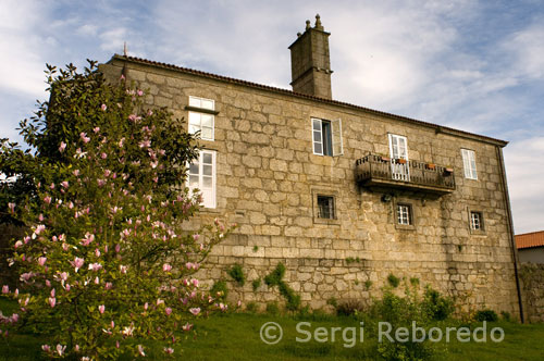 Pazo de Sedor. Una de las casas adjuntas a la fianza Iacobus.