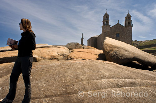 Un santuario de Nosa Señora da Barca. Muxía.