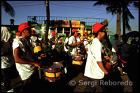 Comparsa musical. Roxas Boulevard. Manila. 