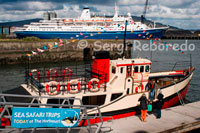 Belfast Sea Safari Trips. Saltar a bordo de uno de nuestros barcos y le tomará alrededor de Titanic Quarter en el estilo a medida que usted derecho 'de cerca' a ??la grada N º 3 se RMS Titanic por primera vez a flote. Viajes a la velocidad máxima del Titanic de 24 nudos a medida que seguir la ruta del Titanic llevó a través de Canal Victoria cuando salió de Belfast por última vez. El Titanic de Belfast excursiones en barco son guiados por nuestros guías especializados locales para asegurarse de tener un viaje seguro, informativo y entretenido. Apto para todas las edades y habilidades 3 años a 103! Todos los tamaños de los chalecos salvavidas, además de cómodas chaquetas exteriores se proporcionan. No olvide su cámara! ¿Quieres saber qué hacer en Belfast? Excursiones en barco Titanic ha sido votado en el top 5 cosas que hacer en Belfast Titanic gira de Belfast | excursiones en barco Titanic de Belfast | qué hacer en Belfast | Visita de la ciudad de Belfast | Titanic Belfast | cosas que hacer en Belfast | excursiones en barco de Irlanda del Norte | Visitas de bienvenida en Belfast | días a Belfast | pato por la ciudad Belfast | Lagan Boat Company