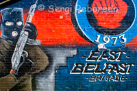 East Belfast Brigada. Uno de los murales unionistas en la parte inferior de la Newtownards Road en el este de Belfast, Irlanda del Norte. U.F.F. Mural, este de Belfast "Durante el tiempo que cien de nosotros permanecemos vivos que nunca lo haré de todos modos consentimiento para someterse a los irlandeses por su no para la gloria, el honor o riquezas, sino que luchamos por la libertad solo, que nadie pierde sino con su vida. UDA / UFF "