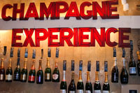 En Bélgica han comenzado a proliferar las vinacotecas que ofrecen la posibilidad de desgustar los mejores vinos y champagnes, tanto nacionales como de importación. Champagne Experience.
