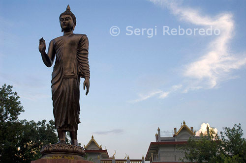 INDIA CROSSING THE RIVER GANGES Bronze BuddaThis Budda was donated to Bodhgaya by the Vietnamese Buddists. Bodh Gaya is the birthplace of Buddhism. Buddhists from all over the world are drawn to Bodh Gaya in the state of Bihar. This is the place where Lord Buddha gained enlightenment over 2; 500 years ago and founded the religion based on compassion; reason and universal truths; shorn of ritual and superstition. The Bodhi tree; under which he is said to have found the answers he was seeking after a long and hard meditation; is the core of the Mahabodhi Mahavihara Temple Complex; now a World Heritage site. The Mahabodhi temple has Jataka stories engraved on its walls. Surrounding the complex are monasteries built by various Buddhist countries; in their own architectural styles. Several Buddhists temples and monasteries have been built by the people from China; Nepal; Sri Lanka; Myanmar; Bhutan; Vietnam; Tibet; Japan and Thailand around the Mahabodhi Mahavihara Temple complex. The Chinese temple has a 200 year old statue of Buddha. The Japanese and Burmese temple is shaped like a pagoda and the Thai Temple has a fantastic bronze state of the Buddha.; About 80 km from Bodh Gaya is Rajgir; there are remains of places associated with the Buddha such as the Gridhrakuta Hill; where he delivered sermons; or Venuvan; the tranquil bamboo grove near the hot springs he used to frequent.