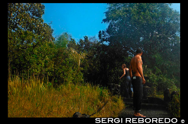 Walking close to the edge of the Falls, you will experience spray shooting upward. The best place to experience this in when crossing the Knife edge bridge. During the wet season the bottom of the Gorge cannot be seen and some parts of the Falls will also be hidden by the spray. The Lunar rainbow can be seen during the wet season when there is a full moon. September until November is the low water season. During this time there is a clear view of the Falls and the Gorge underneath. You will be able to take a walk on the Falls were some of the rocks are exposed and it is safe to walk through the river. Sometimes the water is low enough to even walk all the way across to Livingstone Island, the place where David Livingstone had his first glimpse of the Falls. This is surely one of the most magnificent views in the area. The best lookout point is on the Knife edge bridge were you will have a clear view of the Main Falls as well as the Boiling Pot where the river turns and heads down to the Batoka Gorge. During the dry season it is safe to walk down to the Boiling Pot to dip your toes in the Zambezi River. Follow the signs to the boiling pot starting at the Falls parking lot. It is quite a steep walk down and the climb back up a little more laborious, but well worked out steps make the trip more bearable. The view from down in the Gorge with the water swirling and crashing onto the rocks is nevertheless worth the climb. When the water is low, you can walk along the lip of the falls to Devils Pool for a tremendous view of the river from the river side ! The Victoria Falls Bridge links Zambia and Zimbabwe. Construction on the bridge was completed in 1905 spanning 198 m in length and 128 m in height. If you are brave enough you can prove your courage on the 111m bungi jump from the bridge. The 360 degree view on the bridge enables you to appreciate the magnificent beauty of the Gorge and the Falls. To get onto the Victoria Falls Bridge you can get a free bridge pass at the Zambian border post.