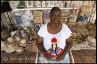 Local artisans - Hotel Fernandez Bay Village - Cat Island.