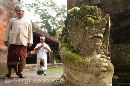 Indonesia is the land of diverse religions and cultures. So it is very obvious that the calendar of events of Indonesia will be equally colorful and diversified. The Galungan Festival in Indonesia is one of the major festivals here. This festival is the most important festival for Balinese. The Galungan Festival symbolizes the victory of Dharma (Virtue) upon Adharma (Evil), filled with cultural rites and ceremonies. The Galungan Festival is held in Bali. Galungan Day signifies "Pawedalan Jagat" or the earth's festival ceremony. On the eve of Galungan Festival the Hindus thank God for his creations on earth and its content. On this day the Hindus express their gratitude to God and invite him to come down to earth and join in their celebrations. The Galungan Festival goes on for 10 days. At some Balinese festivals the images of the Gods as well as the thrones they sit on are carried down to the sea where they are given a ceremonial bath. The Galungan Festival has a mythological reference. There was a cruel king called Mayadenawa. The death of the King Mayadenawa is the victory of the good (Dharma) upon evil (Adharma). This victory day is celebrated every six months (6x35 days=210 days), which is called Galungan Day. It is called Galungan, probably because it is celebrated on wuku Galungan (based on the Balinese calendar), and so does Kuningan Day that falls on wuku Kuningan. Galungan Day is celebrated every Budha Kliwon Dungulan. One of the essential commodities for Galungan Festival is Penjor. Penjor is made of a long bamboo pole with its curved end, and decorated with rice paddies, corn on the cob, coconut, cakes, a piece of white or yellow cloth, etc. Penjor is usually built on Penampahan Galungan (a day before the Galungan Day). It is symbolizes Mount Agung and gratitude for the agricultural produce. Mount Agung is the symbol of holiness as a connection to Mount Semeru, Mount Himalaya, or Mahameru, which is believed as the place where Bhatara Putra Jaya stays. There are different stages in Galungan Festival and each element has its own symbolization. The Galungan Festival is a religious festival here. Though it is a festival of the Hindus, the participation of people from various castes is really noticeable. Do, come in this festival. You will certainly enjoy it.  