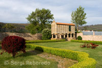 A hórreo in the vicinity of San Salvador de Duio. Fisterra.