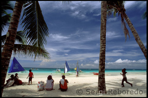 Nigi Nigi Nu Noos 'e' Nu Nu Noos has twenty pagoda style native cottages and three (3) Deluxe rooms located right on the beachfront at the center of Boracays famous White Beach. Red Coconut Beach Hotel is standing as a distinguished beachfront landmark in the Central Boracay area, and an excellent venue for memorable vacation holidays. By its very single unique name, it offers comfortable and a lot of hospitality to each and every guest. Two Seasons Resort is a harmonious blend of zen minimalist and tropical urban. It is easily accessible via two ways, the beach front entry or at the rear part of the property which is linked to the main road of the island. Nami Private Villas, offer 12 exclusive rooms, nestled on the northern hill of Diniwid Beach. Each room has his own private terrace with a Jacuzzi, overlooking Diniwid, the White Beach and the mountains of northwestern Panay. Seawind Resort Boracay boasts one of the island's widest Boracay Beach Resort fronts. Spread over a one hectare property, it has spacious grounds and lush gardens as well as a museum that features local artists as well as artifacts found on Boracay Island. 